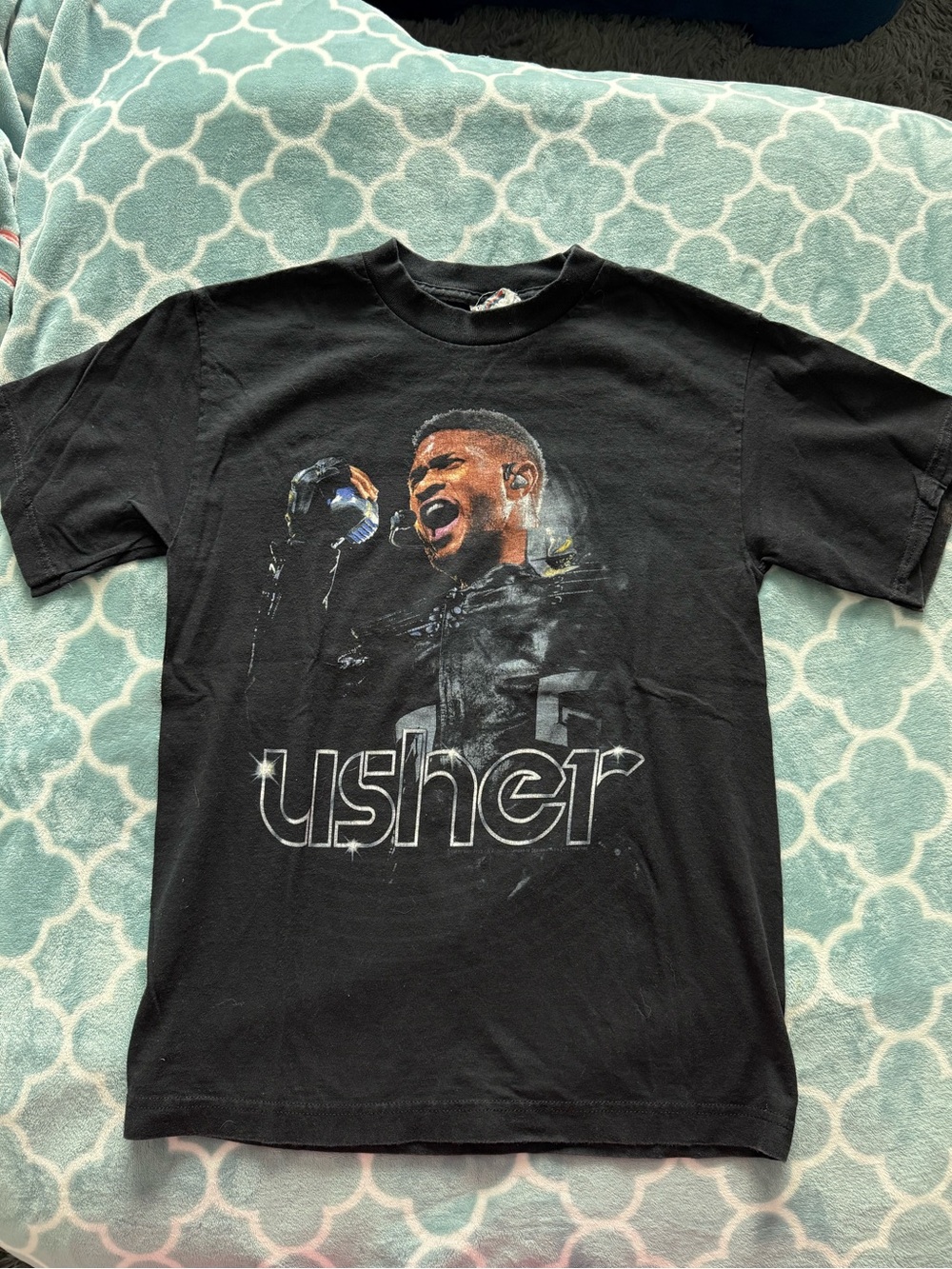 Vintage Usher tour shirt circa 2010